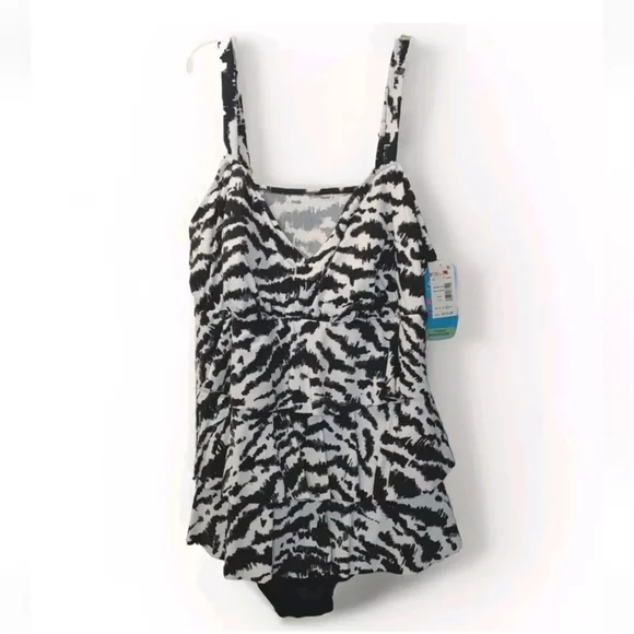 Swim Solutions Tummy Control V-neck One Pc Swimsuit Woman Plus 24W Black Tiered - Picture 3 of 11